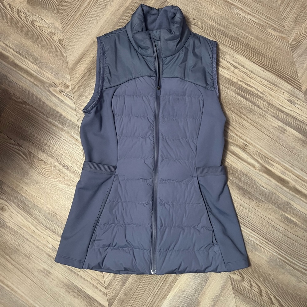 Lululemon Down Vest blue size 6